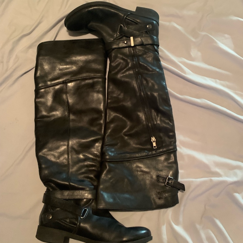 black knee high boots